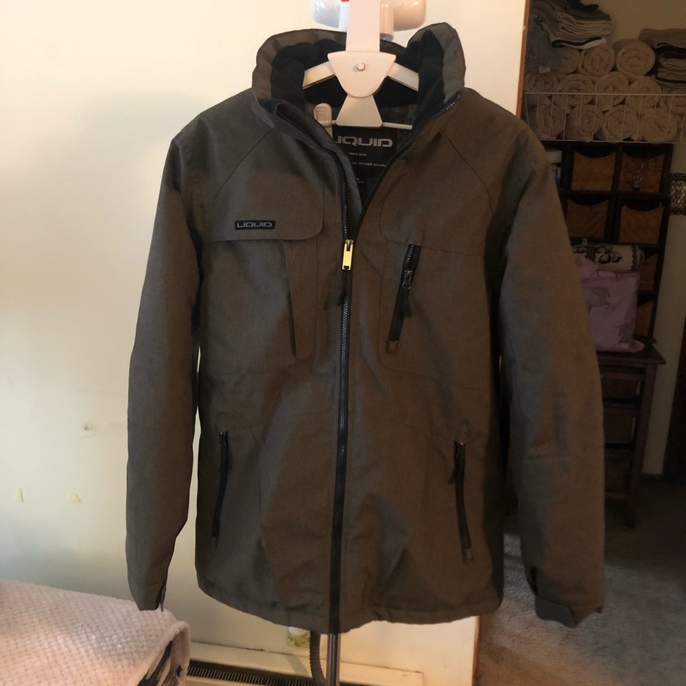 Liquid- men's all-weather jacket with hood
